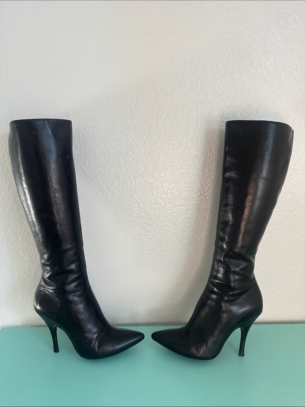 Dolce & Gabbana Mafia Chick leather knee high stiletto boots-size 36 1/2-used - Picture 3 of 17